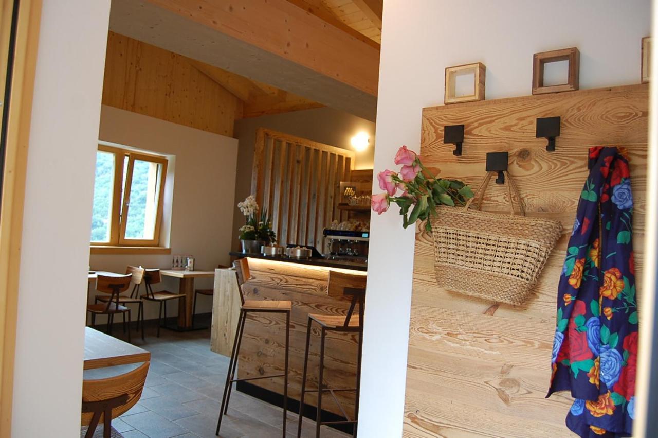 Chalet Torcel Affittacamere San Lorenzo Dorsino Exteriör bild